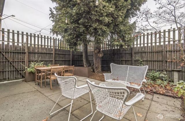 719 721 N 38th Street, Seattle, WA 98103