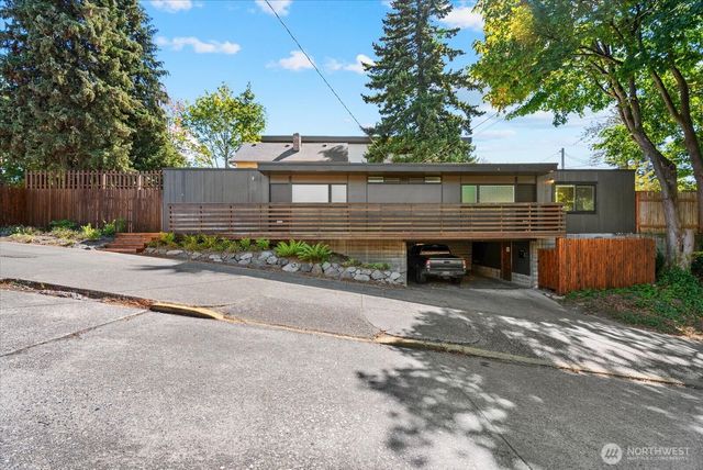 719 721 N 38th Street, Seattle, WA 98103