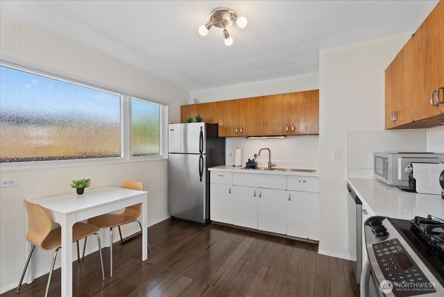 719 721 N 38th Street, Seattle, WA 98103