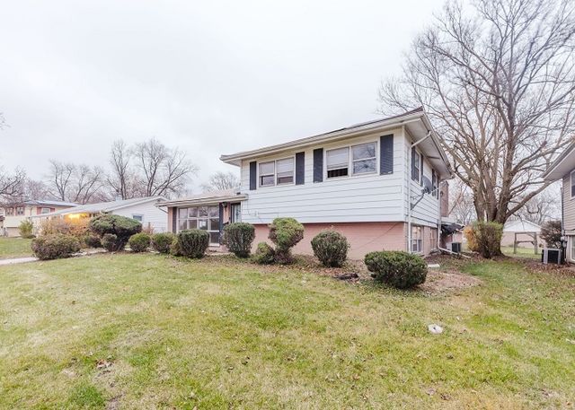 19011 Loretto Lane, Country Club Hills, IL 60478