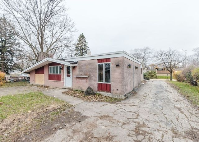 19011 Loretto Lane, Country Club Hills, IL 60478