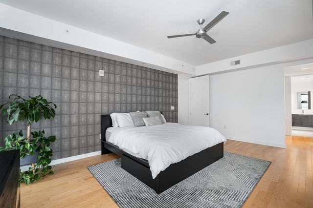 523 S West Street 402, Raleigh, NC 27601