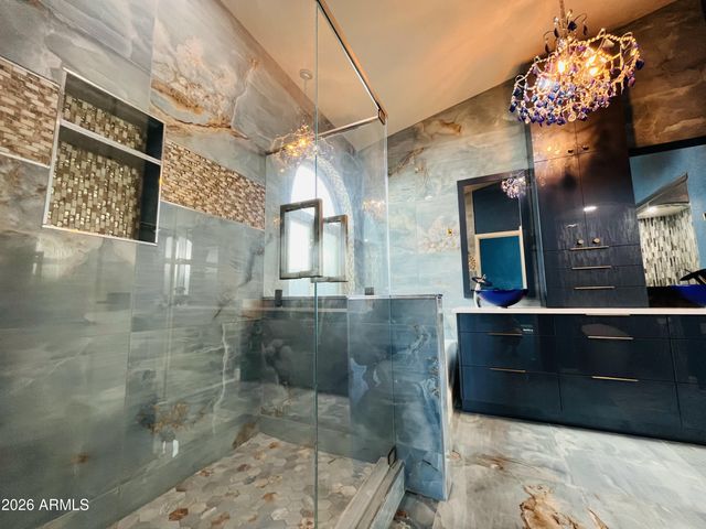 8709 E GAIL Road, Scottsdale, AZ 85260