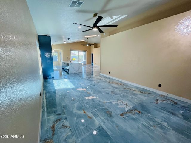 8709 E GAIL Road, Scottsdale, AZ 85260