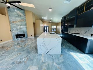 8709 E GAIL Road, Scottsdale, AZ 85260