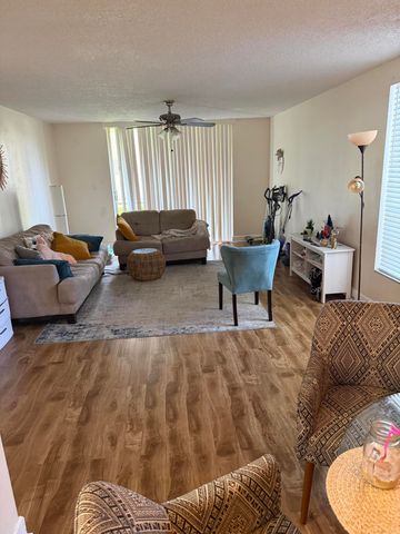 7173 Orange Drive 118b, Davie, FL 33314