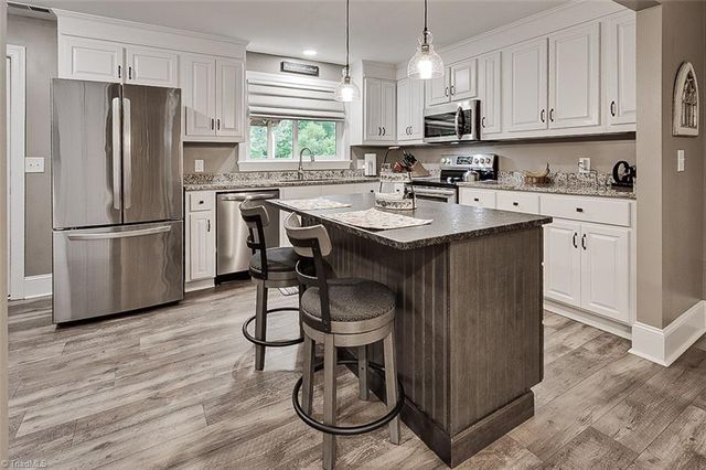 592 Morton Avenue, Asheboro, NC 27205