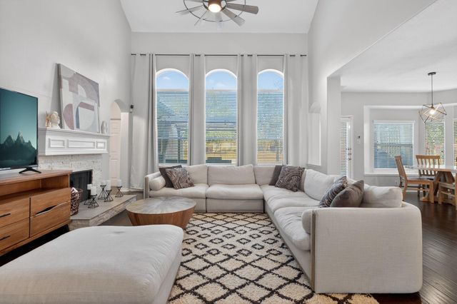 30214 Vinebriar Drive, Spring, TX 77386