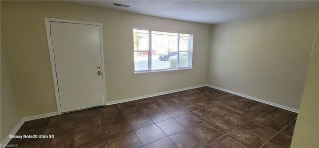 1925 Vantage Point Place F, Greensboro, NC 27407