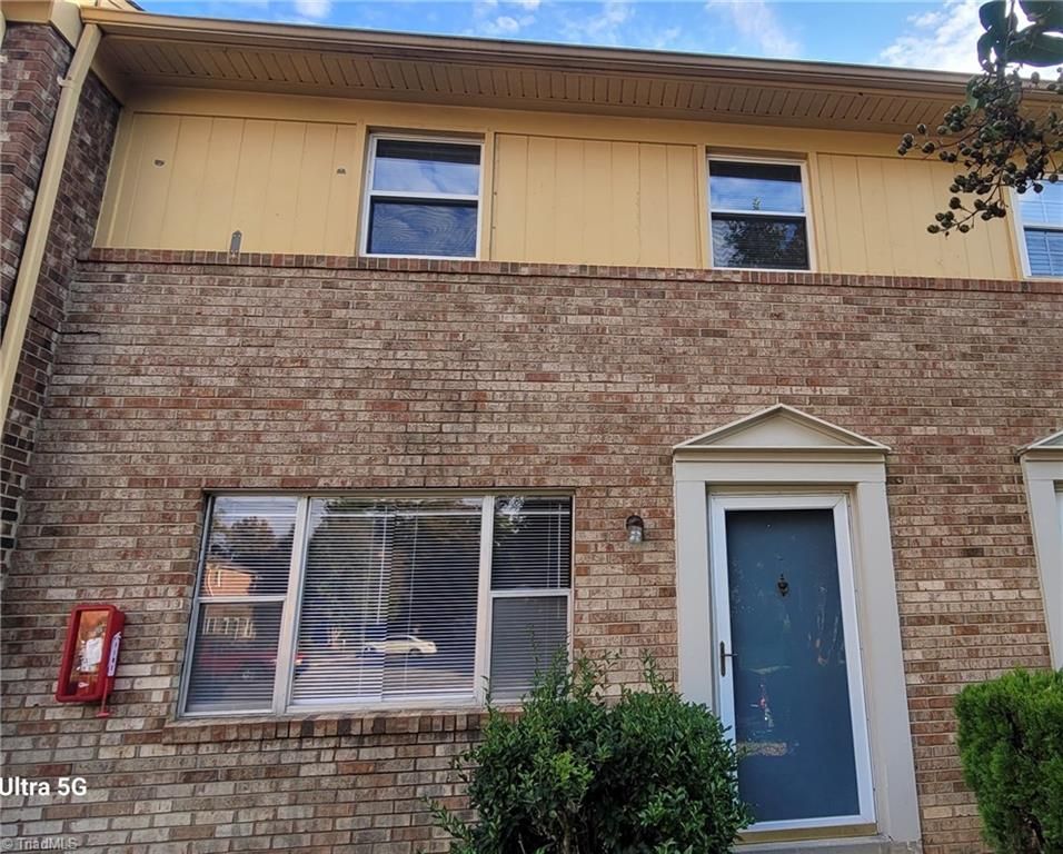 1925 Vantage Point Place F, Greensboro, NC 27407