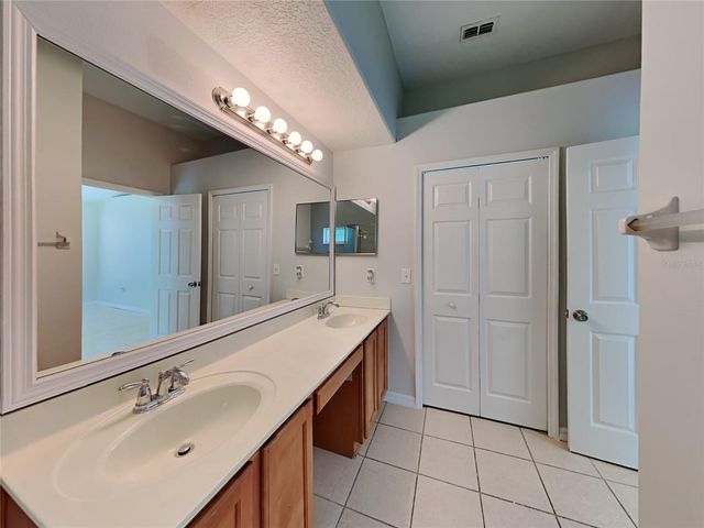 10193 OAK CREST ROAD, Orlando, FL 32829