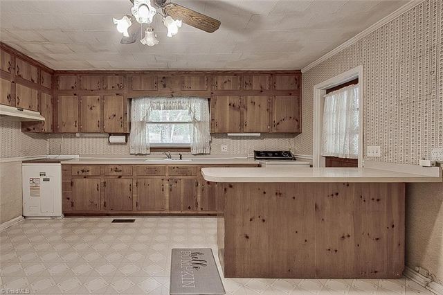 1407 Meadowbrook Road, Asheboro, NC 27203