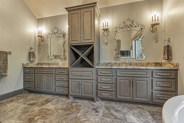 39 Wycliffe Drive, Montgomery, TX 77356