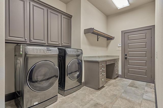 39 Wycliffe Drive, Montgomery, TX 77356
