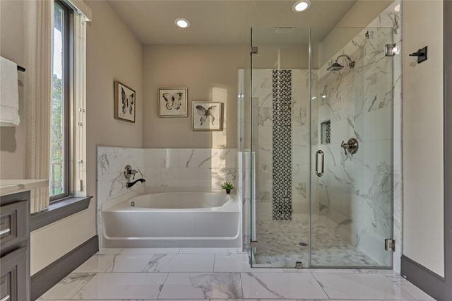 39 Wycliffe Drive, Montgomery, TX 77356