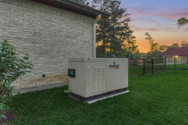 39 Wycliffe Drive, Montgomery, TX 77356