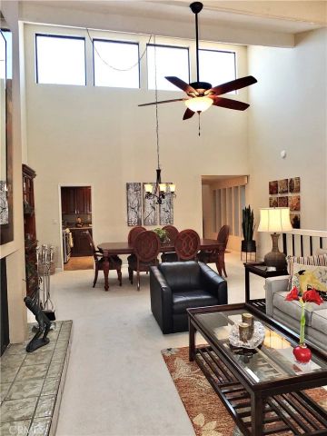 4015 N Virginia, Long Beach, CA 90807