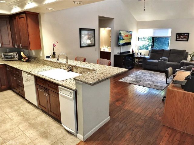 4015 N Virginia, Long Beach, CA 90807