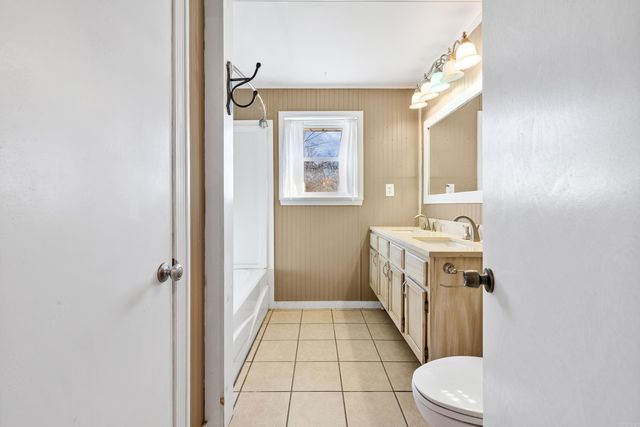 1213 N Shady Lane, Bauxite, AR 72015