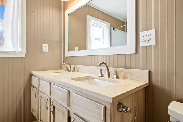 1213 N Shady Lane, Bauxite, AR 72015