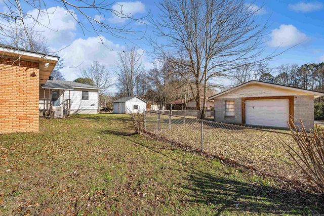 1213 N Shady Lane, Bauxite, AR 72015