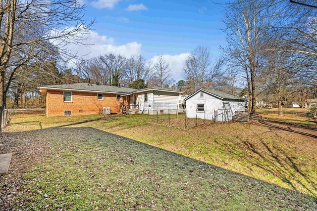 1213 N Shady Lane, Bauxite, AR 72015