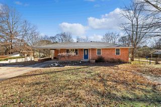 1213 N Shady Lane, Bauxite, AR 72015