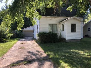 1483 Rose Ave, Benton Harbor, MI 49022
