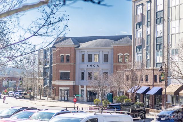 167 Summit Tower Circle, Asheville, NC 28804