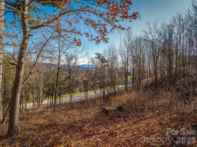 167 Summit Tower Circle, Asheville, NC 28804