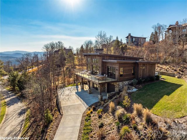 167 Summit Tower Circle, Asheville, NC 28804