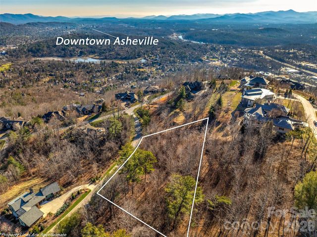 167 Summit Tower Circle, Asheville, NC 28804