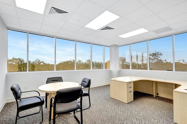2141 S Alternate A1a 305, Jupiter, FL 33477