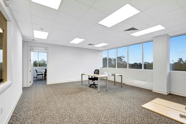 2141 S Alternate A1a 305, Jupiter, FL 33477