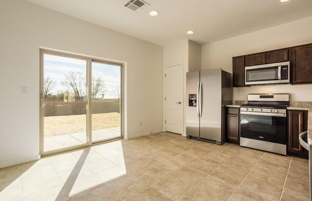 288 Prism Avenue SW, Rio Rancho, NM 87124