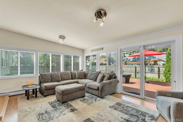 360 Bayport Avenue, Bayport, NY 11705