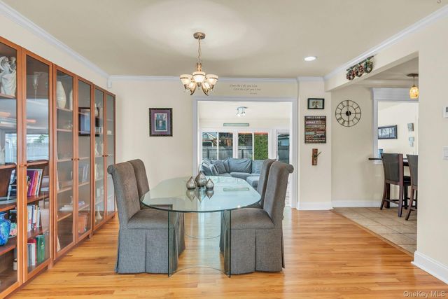 360 Bayport Avenue, Bayport, NY 11705