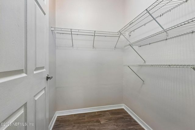 6063 MAGGIES Circle 106, Jacksonville, FL 32244