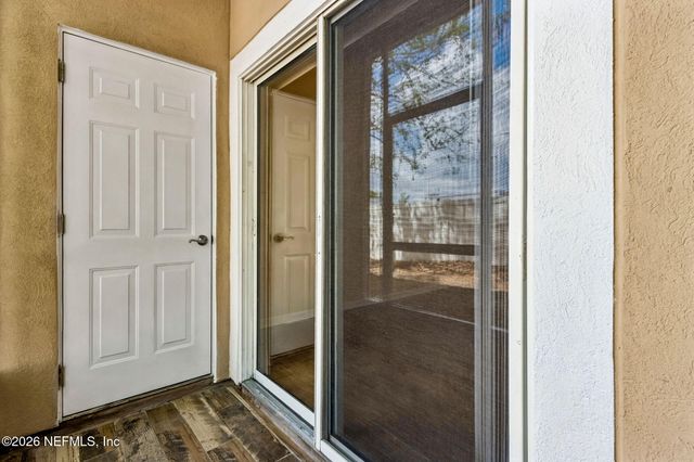 6063 MAGGIES Circle 106, Jacksonville, FL 32244