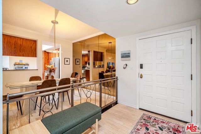 11755 Montana Avenue 306, Los Angeles, CA 90049