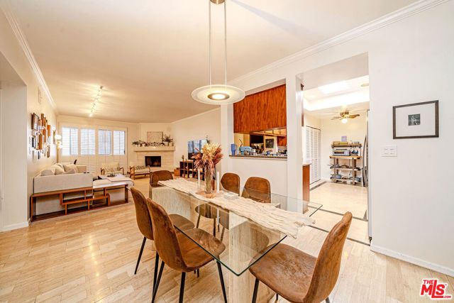 11755 Montana Avenue 306, Los Angeles, CA 90049