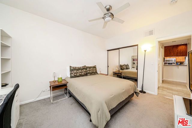 11755 Montana Avenue 306, Los Angeles, CA 90049