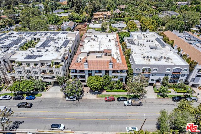 11755 Montana Avenue 306, Los Angeles, CA 90049
