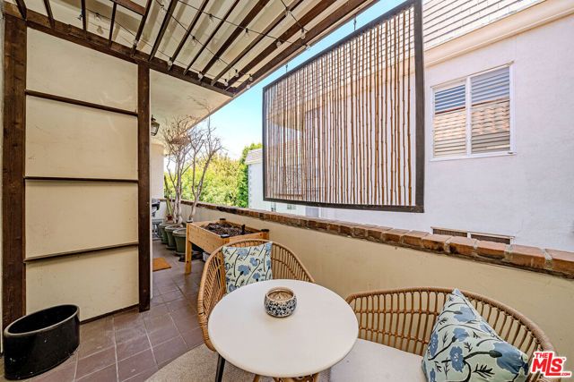 11755 Montana Avenue 306, Los Angeles, CA 90049