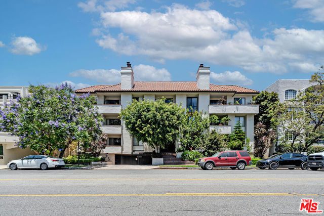 11755 Montana Avenue 306, Los Angeles, CA 90049