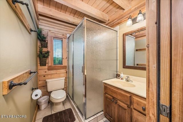 101 Meadow View Lane, Spencer, TN 38585