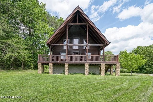 101 Meadow View Lane, Spencer, TN 38585