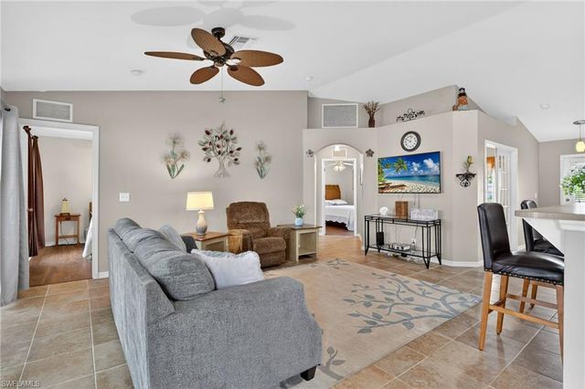 2707 NE 5th AVE, Cape Coral, FL 33909