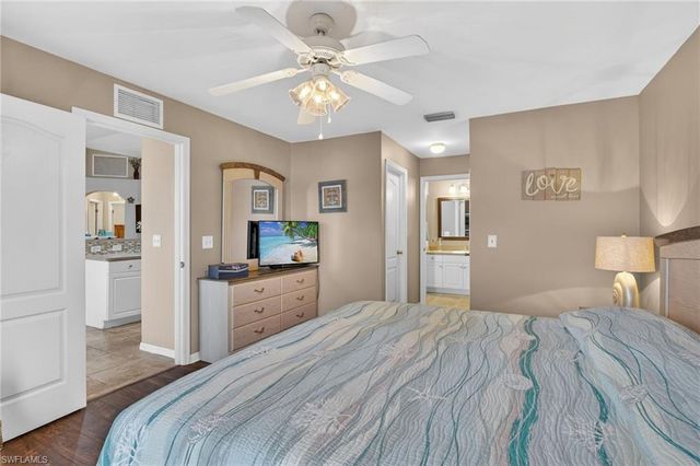 2707 NE 5th AVE, Cape Coral, FL 33909