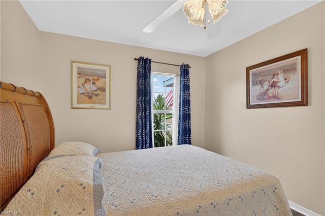 2707 NE 5th AVE, Cape Coral, FL 33909